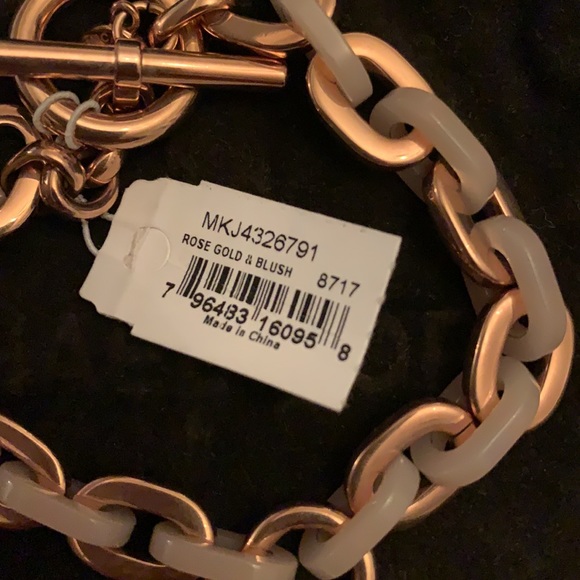 Michael Kors Rose Gold & Blush chain bracelet BNWT - Picture 4 of 8